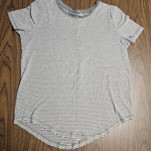 juniors crew neck tee